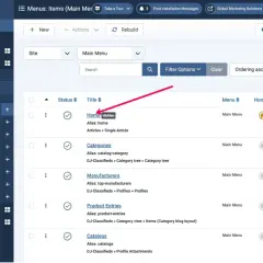 Panel administracyjny cms joomla. Widok listy elementów menu, gdzie zaznaczono pozycję "Home" jako ukrytą.
