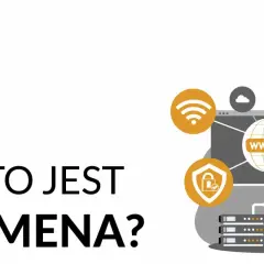 Grafika wyjaśnia, co to jest domena i jakie ma znaczenie. Widzimy ikonki symbolizujące internet, bezpieczeństwo, chmurę i serwery.