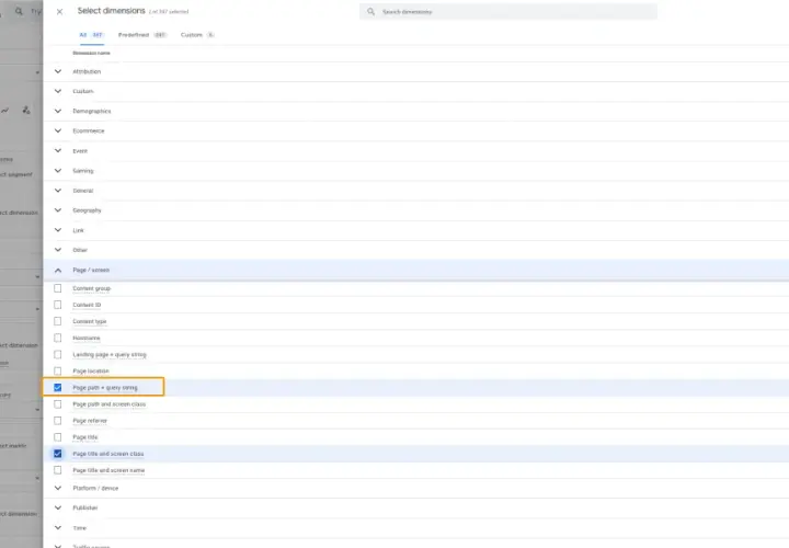 Wybieranie wymiaru "Page path + query string" do analizy page views.