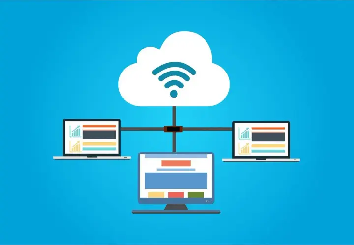 Chmura z symbolem Wi-Fi łączy trzy komputery, pokazując, jak działa serwer.