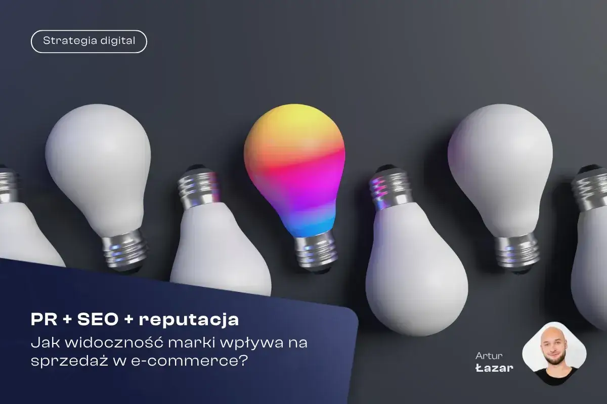 Żarówki, jedna kolorowa, symbolizują jak stać się bardziej widocznym w internecie dzięki PR, SEO i reputacji.